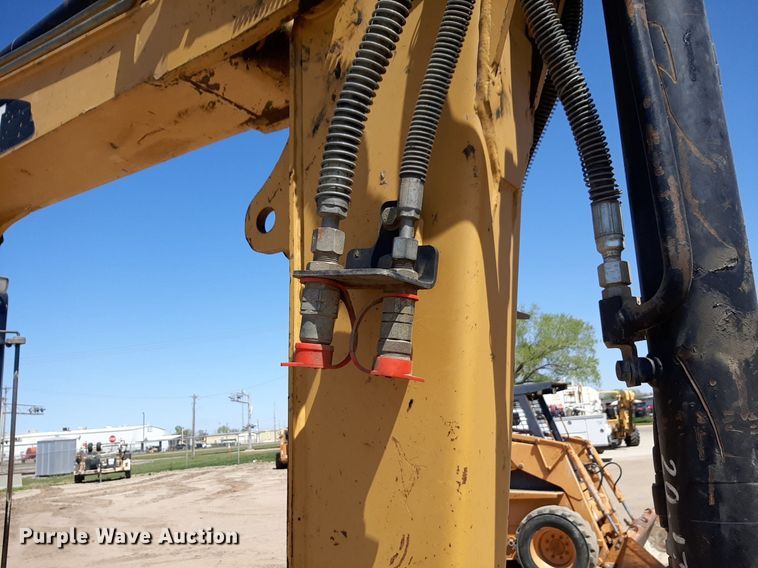 image for item DQ6963 2009 Caterpillar 304C CR mini excavator