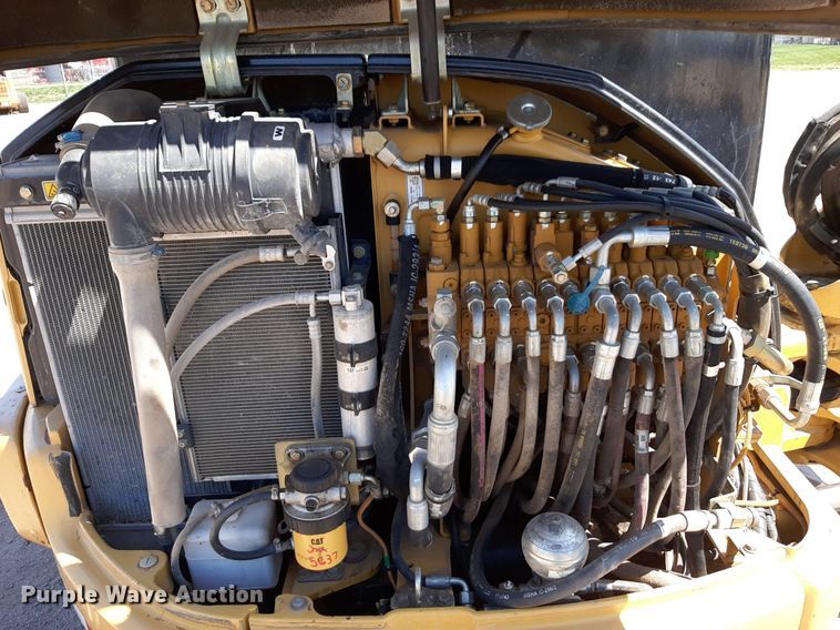 image for item DQ6963 2009 Caterpillar 304C CR mini excavator