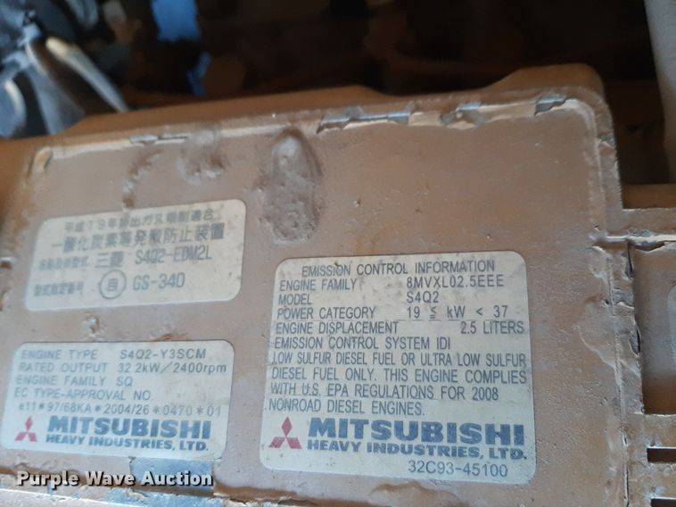 image for item DQ6963 2009 Caterpillar 304C CR mini excavator