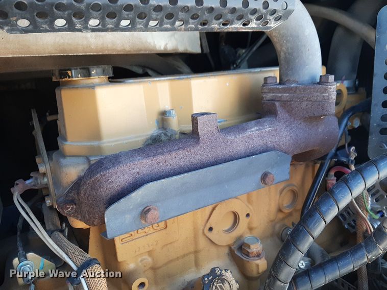 image for item DQ6963 2009 Caterpillar 304C CR mini excavator