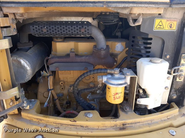 image for item DQ6963 2009 Caterpillar 304C CR mini excavator