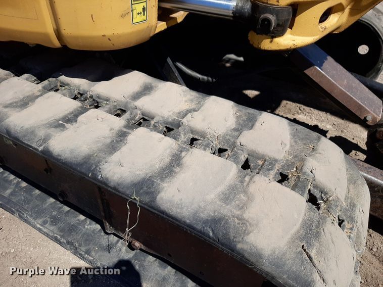 image for item DQ6963 2009 Caterpillar 304C CR mini excavator