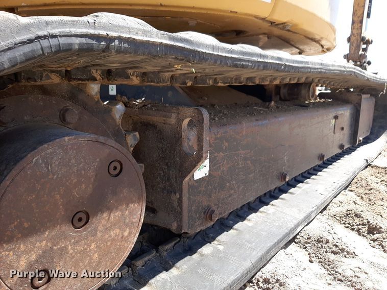 image for item DQ6963 2009 Caterpillar 304C CR mini excavator