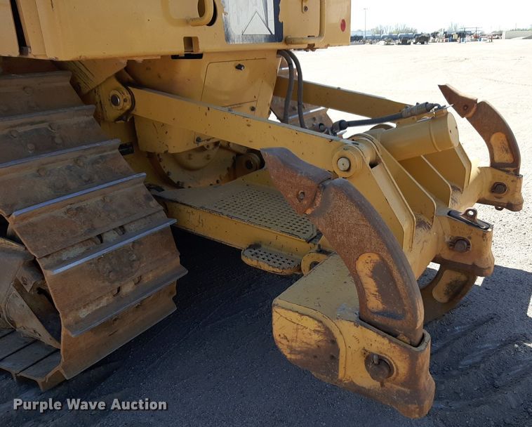 image for item DQ6964 2015 Caterpillar D6N XL dozer