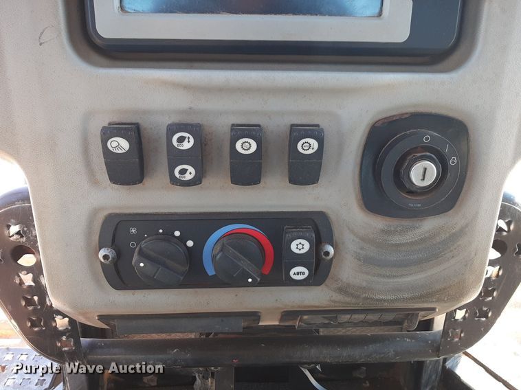 image for item DQ6964 2015 Caterpillar D6N XL dozer