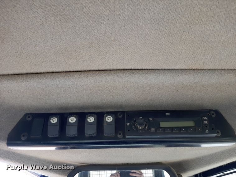 image for item DQ6964 2015 Caterpillar D6N XL dozer