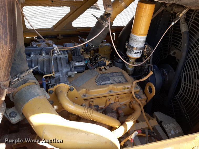 image for item DQ6964 2015 Caterpillar D6N XL dozer