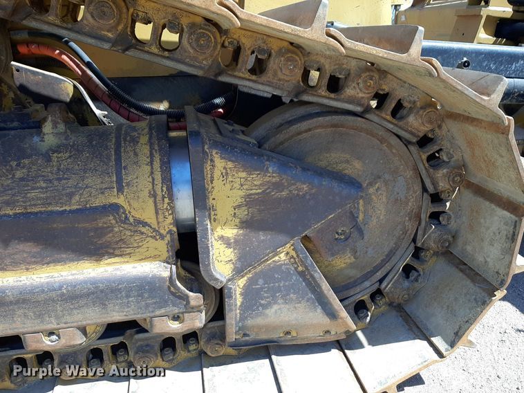 image for item DQ6964 2015 Caterpillar D6N XL dozer