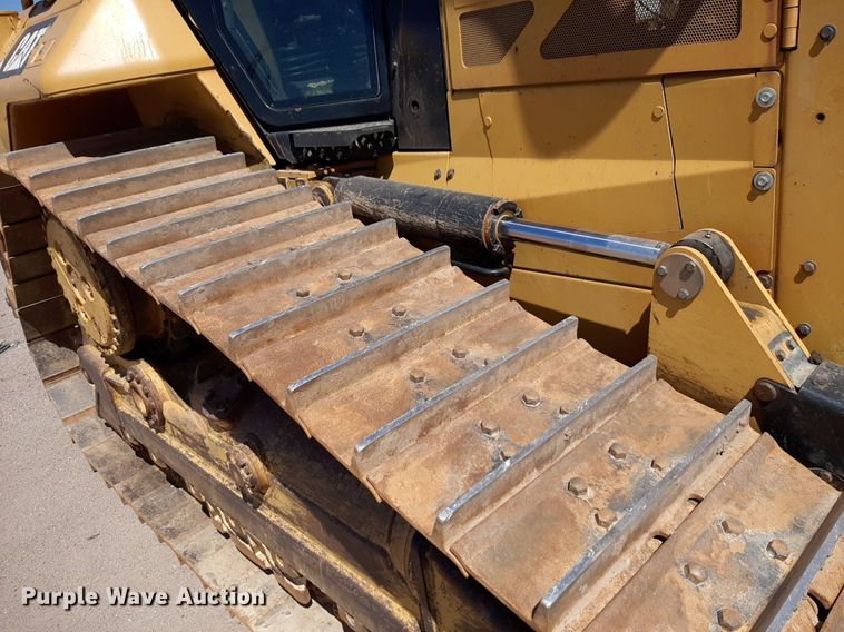 image for item DQ6964 2015 Caterpillar D6N XL dozer