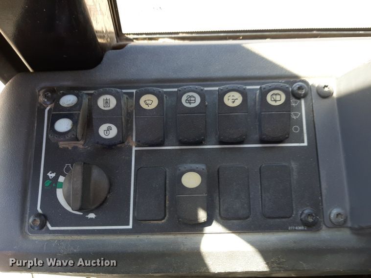 image for item DQ6966 2012 Caterpillar D6K XL dozer