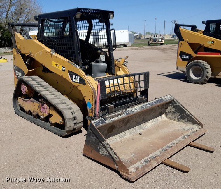 image for item DQ6967 2013 Caterpillar 259B Series 3 tracked skid steer loader