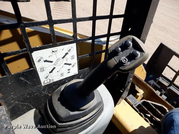 image for item DQ6967 2013 Caterpillar 259B Series 3 tracked skid steer loader