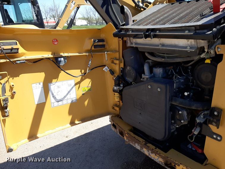 image for item DQ6968 2011 Caterpillar 252B3 skid steer loader