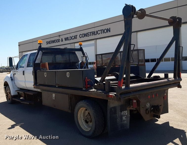 image for item DQ6970 2007 Ford F650 Crew Cab flatbed truck