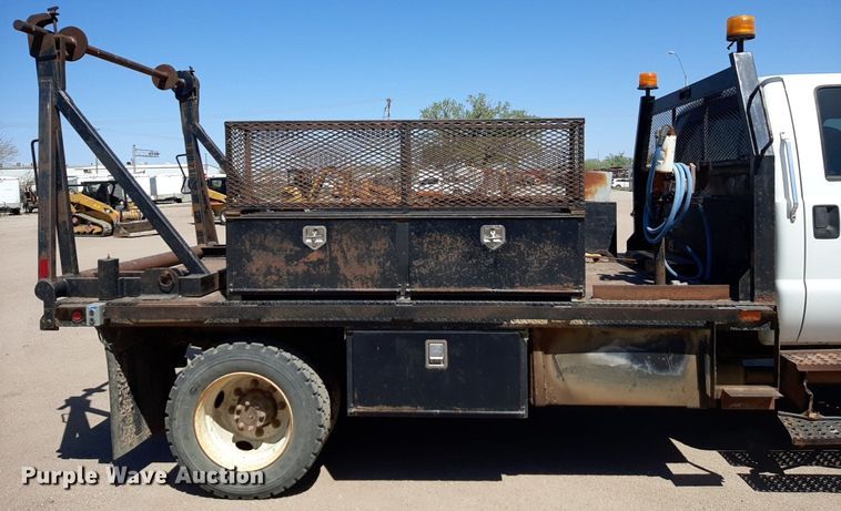 image for item DQ6970 2007 Ford F650 Crew Cab flatbed truck