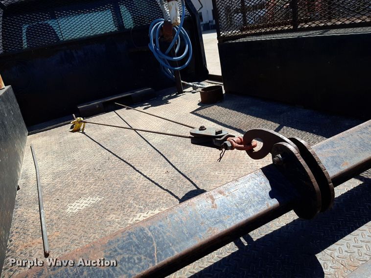 image for item DQ6970 2007 Ford F650 Crew Cab flatbed truck