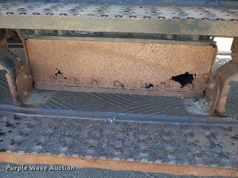 image for item DQ6970 2007 Ford F650 Crew Cab flatbed truck