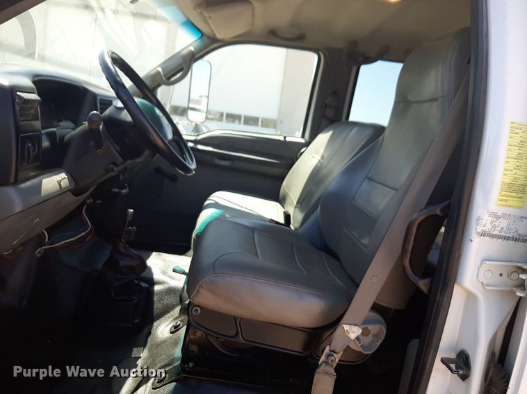 image for item DQ6970 2007 Ford F650 Crew Cab flatbed truck