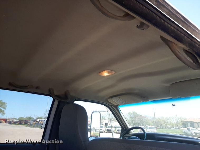 image for item DQ6970 2007 Ford F650 Crew Cab flatbed truck