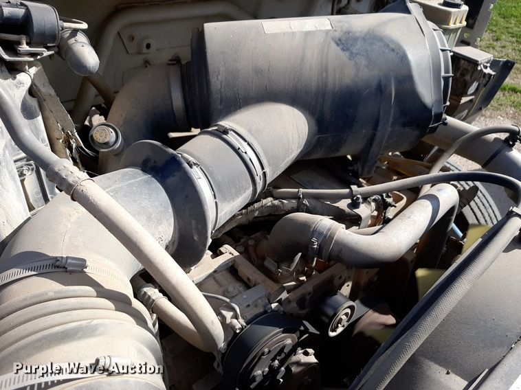 image for item DQ6970 2007 Ford F650 Crew Cab flatbed truck