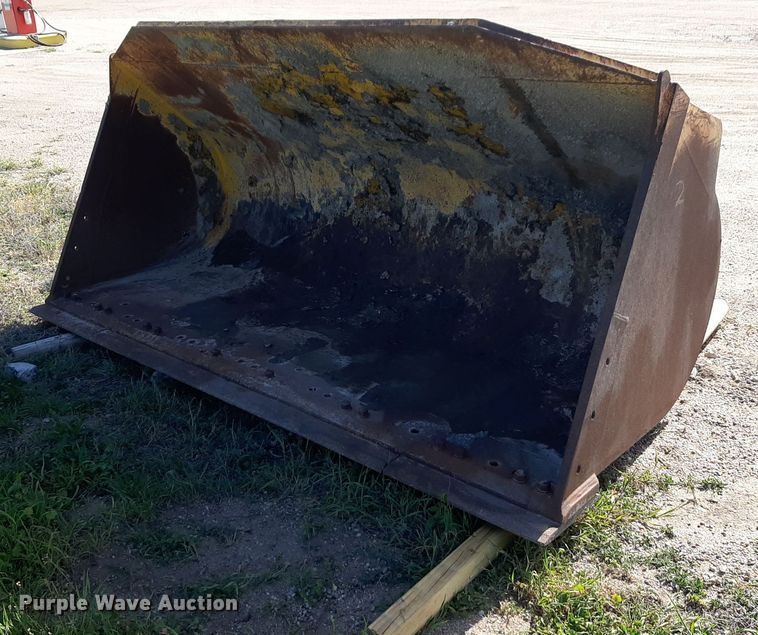 image for item DQ6971 Komatsu WA380-5L wheel loader bucket