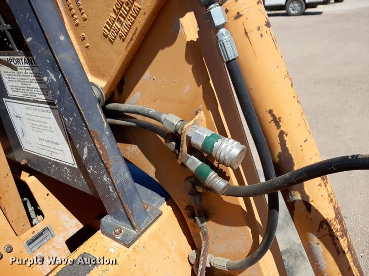 image for item DQ6972 2001 Case 1845C skid steer loader