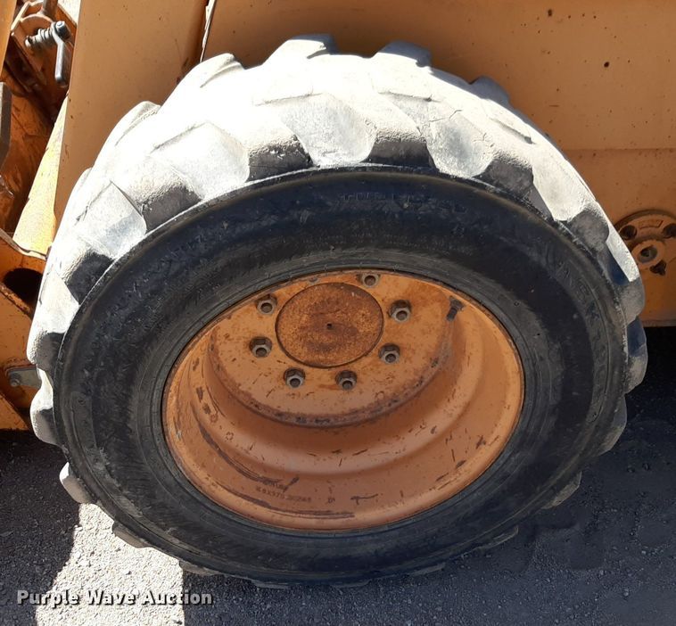 image for item DQ6972 2001 Case 1845C skid steer loader