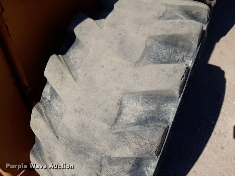 image for item DQ6972 2001 Case 1845C skid steer loader