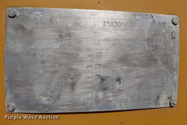 image for item DQ6973 Caterpillar 938 wheel loader bucket