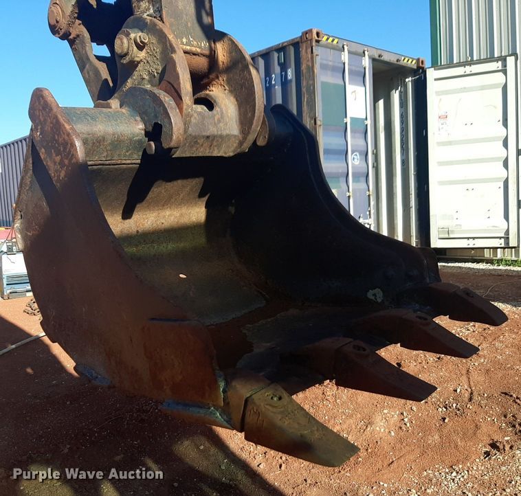 image for item DQ6999 2011 Bobcat E32 mini excavator