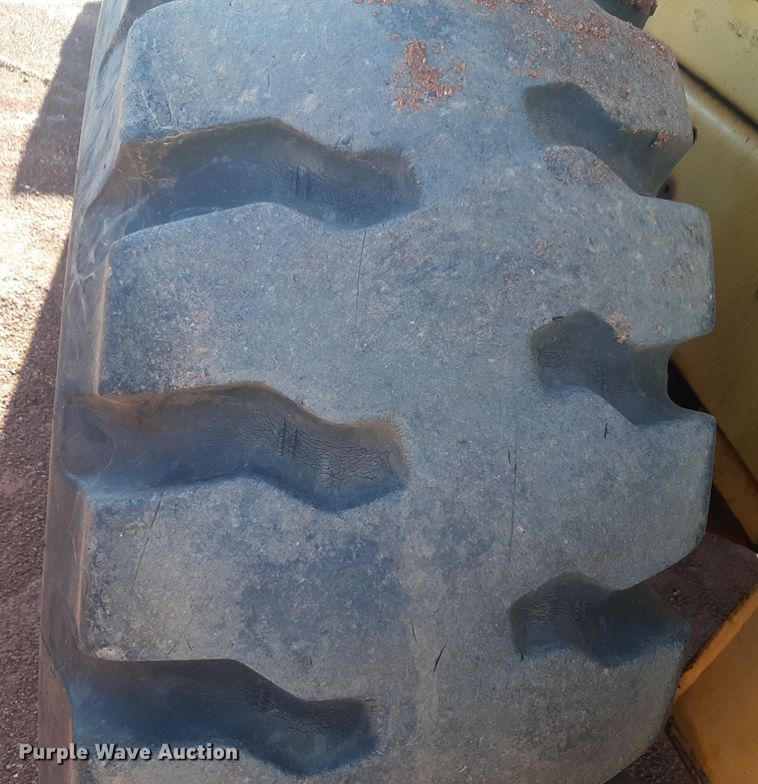 image for item DQ7000 Fiat-Allis wheel loader