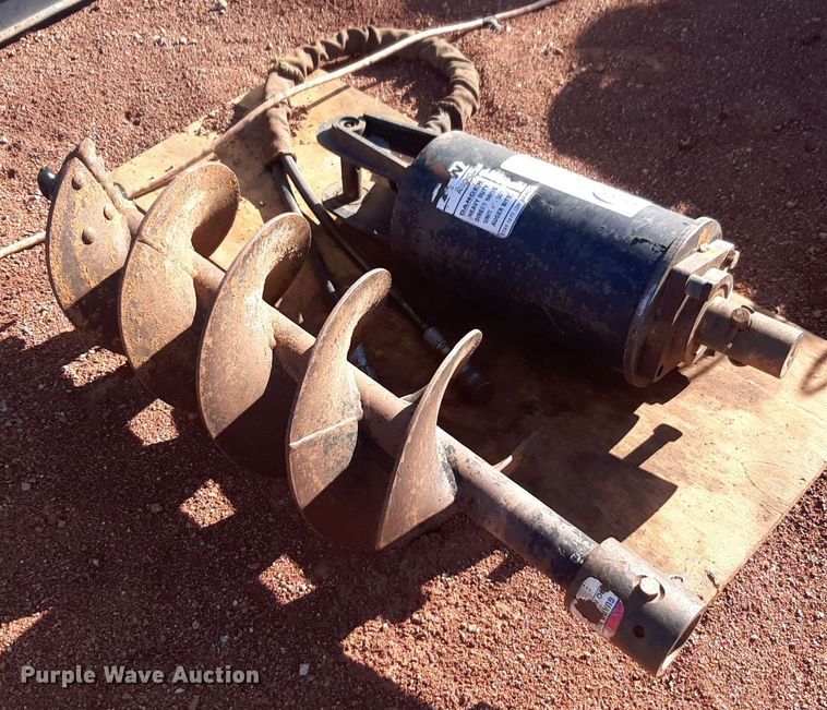 image for item DQ7002 Skid steer auger