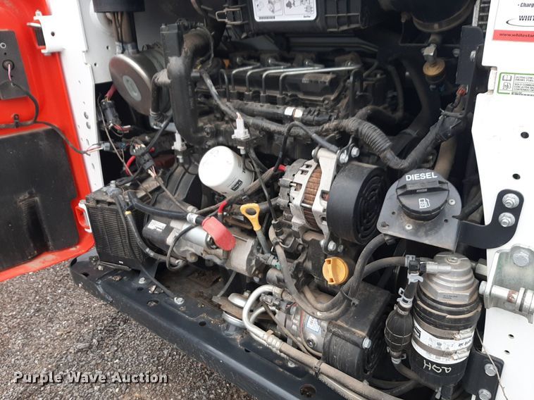 image for item DQ7015 2019 Bobcat S650 skid steer loader