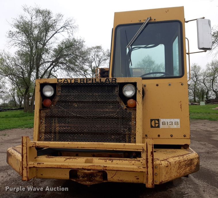 image for item DQ7021 1977 Caterpillar 613B elevating scraper