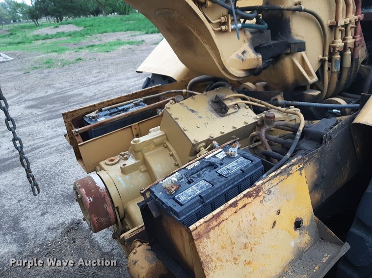 image for item DQ7021 1977 Caterpillar 613B elevating scraper