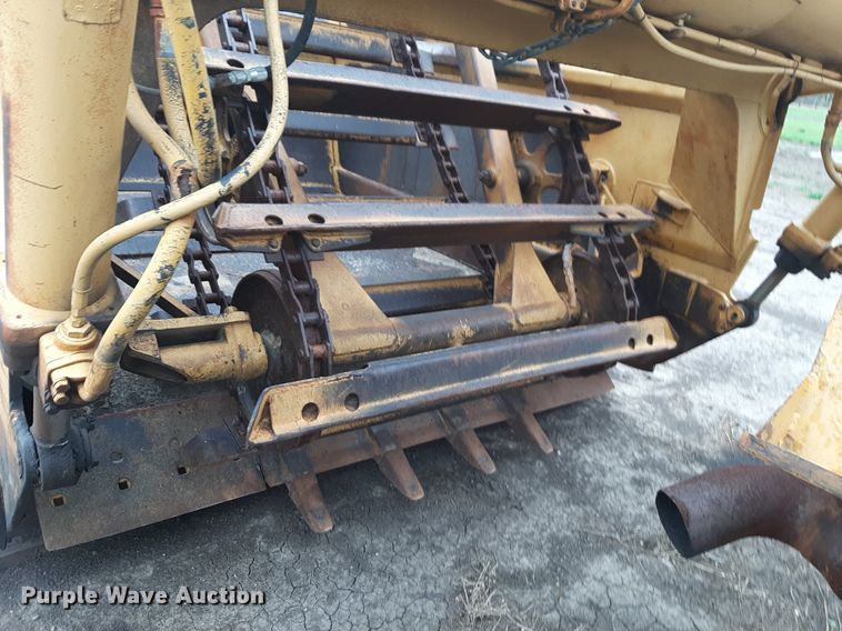 image for item DQ7021 1977 Caterpillar 613B elevating scraper
