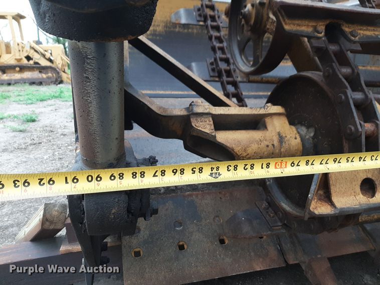 image for item DQ7021 1977 Caterpillar 613B elevating scraper