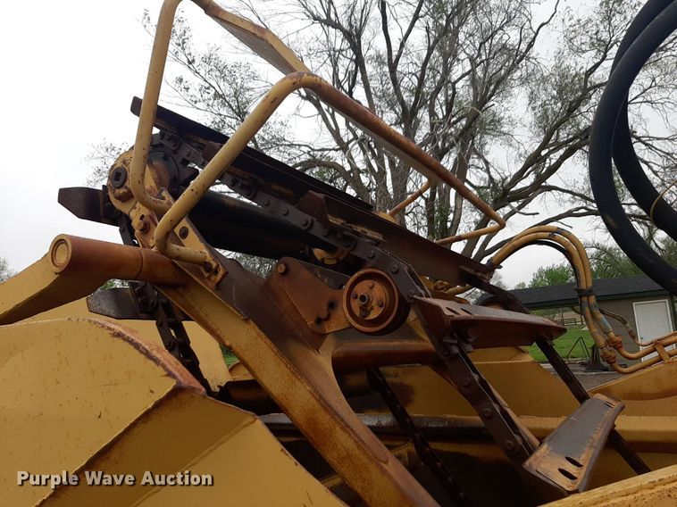 image for item DQ7021 1977 Caterpillar 613B elevating scraper