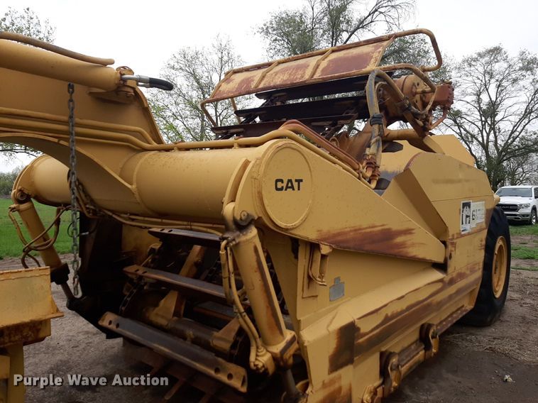 image for item DQ7021 1977 Caterpillar 613B elevating scraper