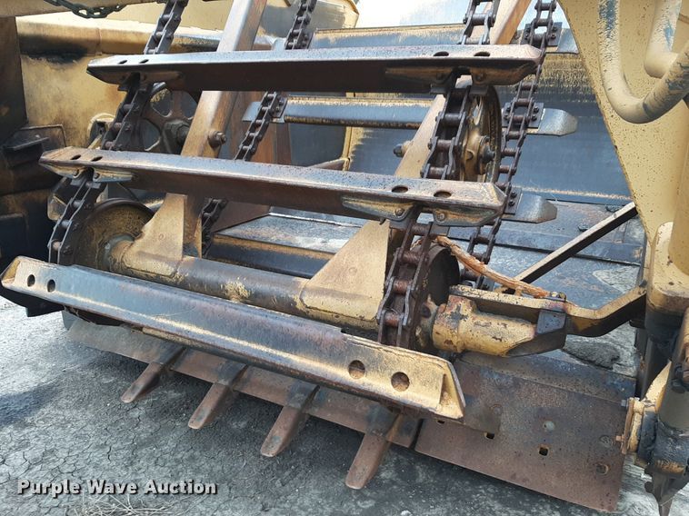 image for item DQ7021 1977 Caterpillar 613B elevating scraper