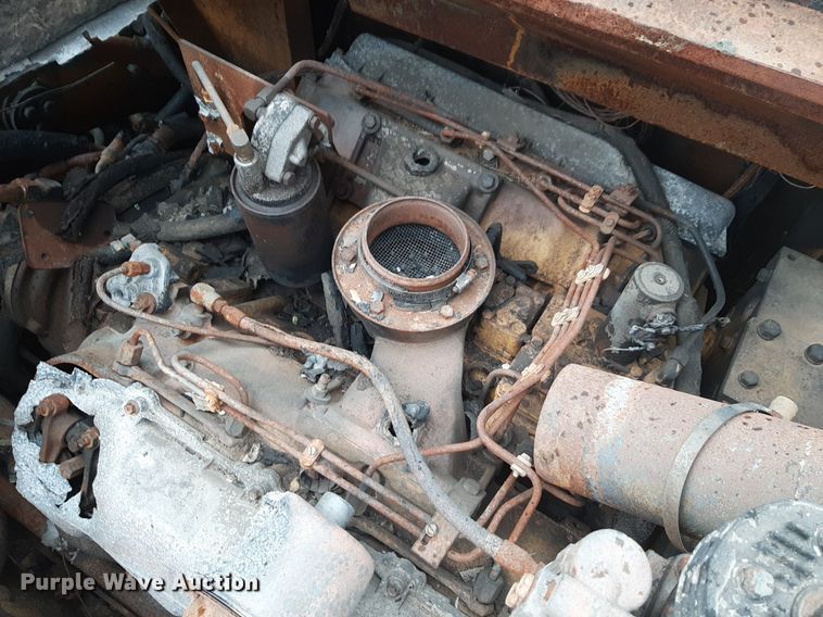 image for item DQ7021 1977 Caterpillar 613B elevating scraper