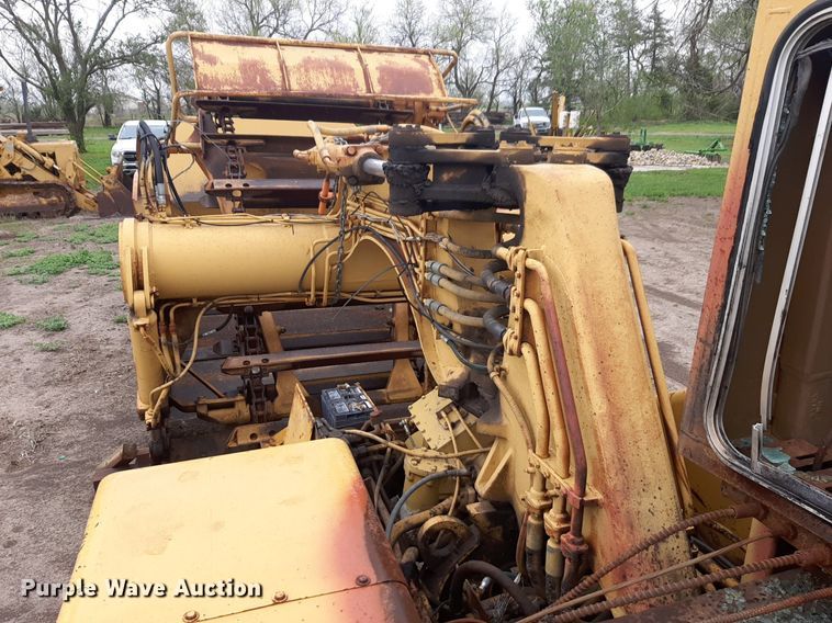 image for item DQ7021 1977 Caterpillar 613B elevating scraper