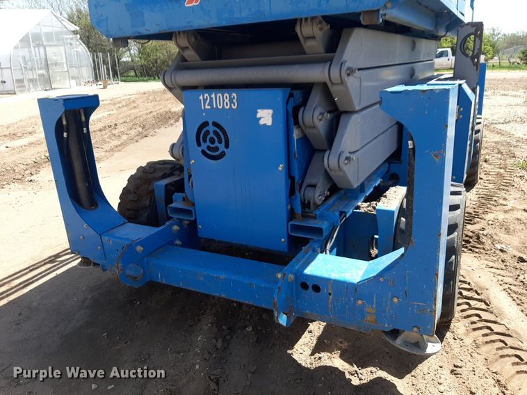 image for item DQ7028 2013 Genie GS-4390 RT scissor lift