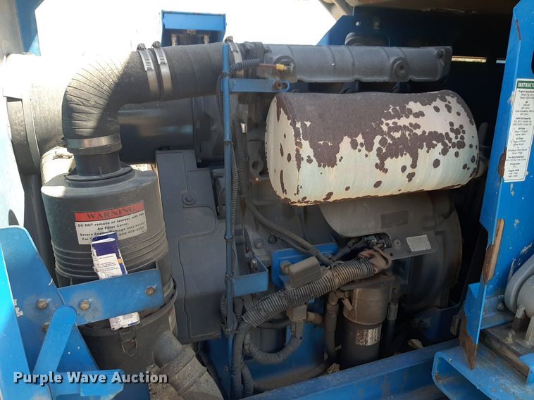 image for item DQ7028 2013 Genie GS-4390 RT scissor lift