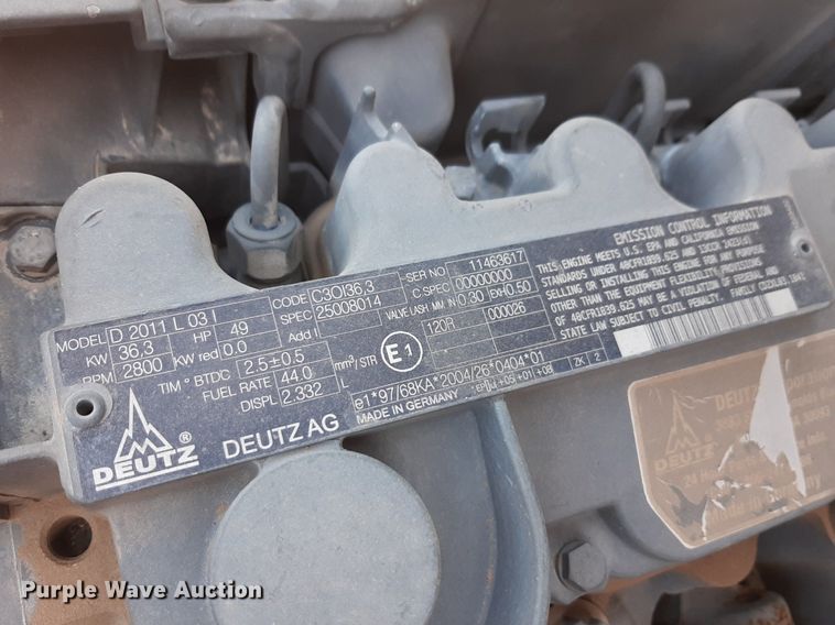 image for item DQ7028 2013 Genie GS-4390 RT scissor lift