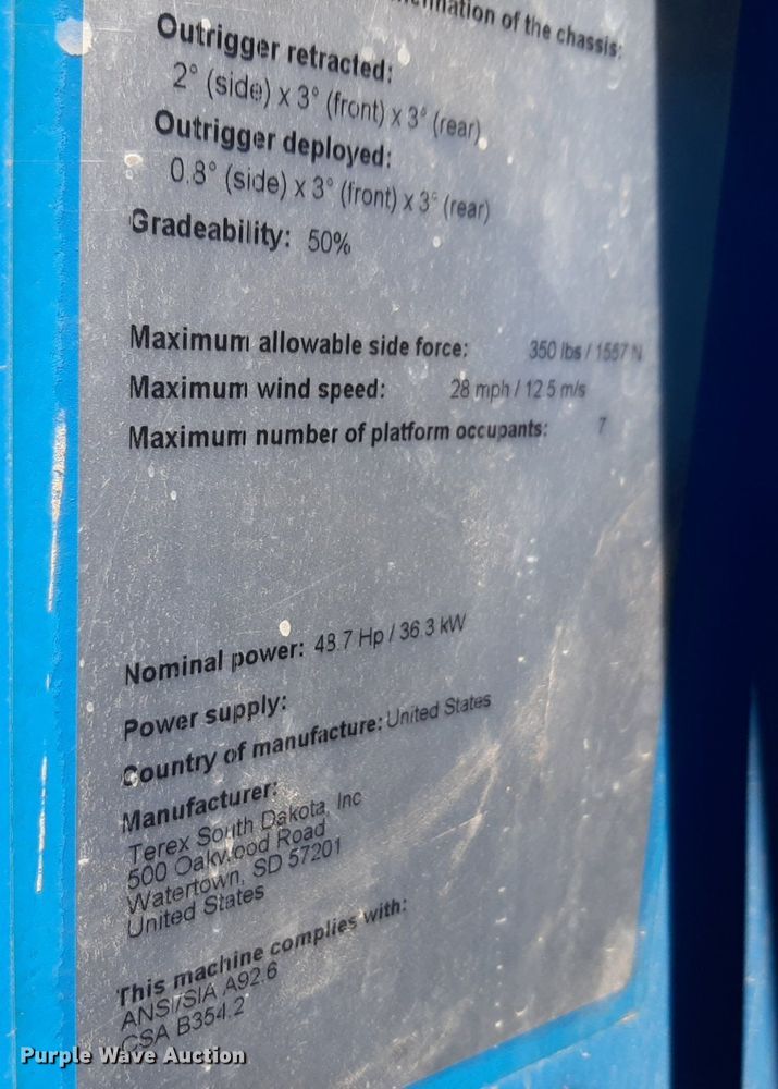 image for item DQ7028 2013 Genie GS-4390 RT scissor lift