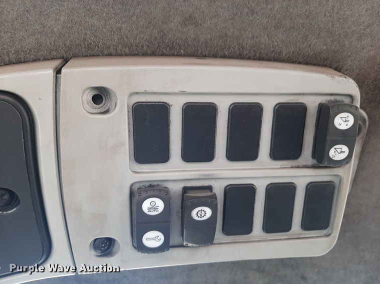 image for item DQ7030 2010 Caterpillar 980H wheel loader