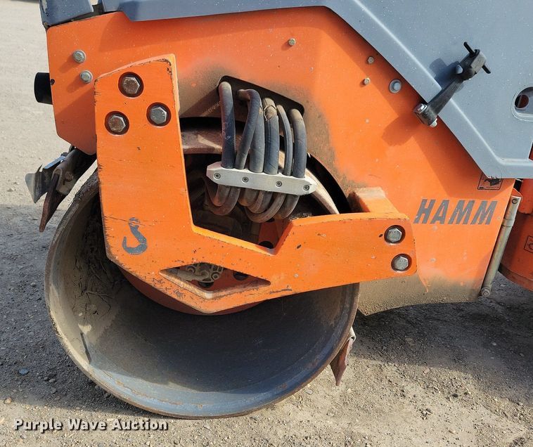 image for item DR4283 2015 Hamm HD10CVV double drum vibratory roller