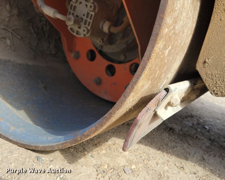 image for item DR4283 2015 Hamm HD10CVV double drum vibratory roller