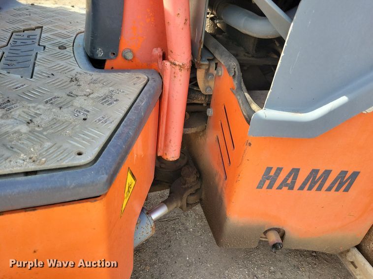 image for item DR4283 2015 Hamm HD10CVV double drum vibratory roller